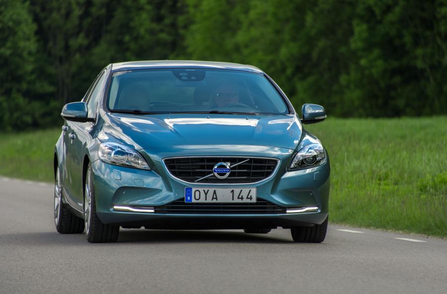  Volvo V40 2012 года  (фото 97 из 183)